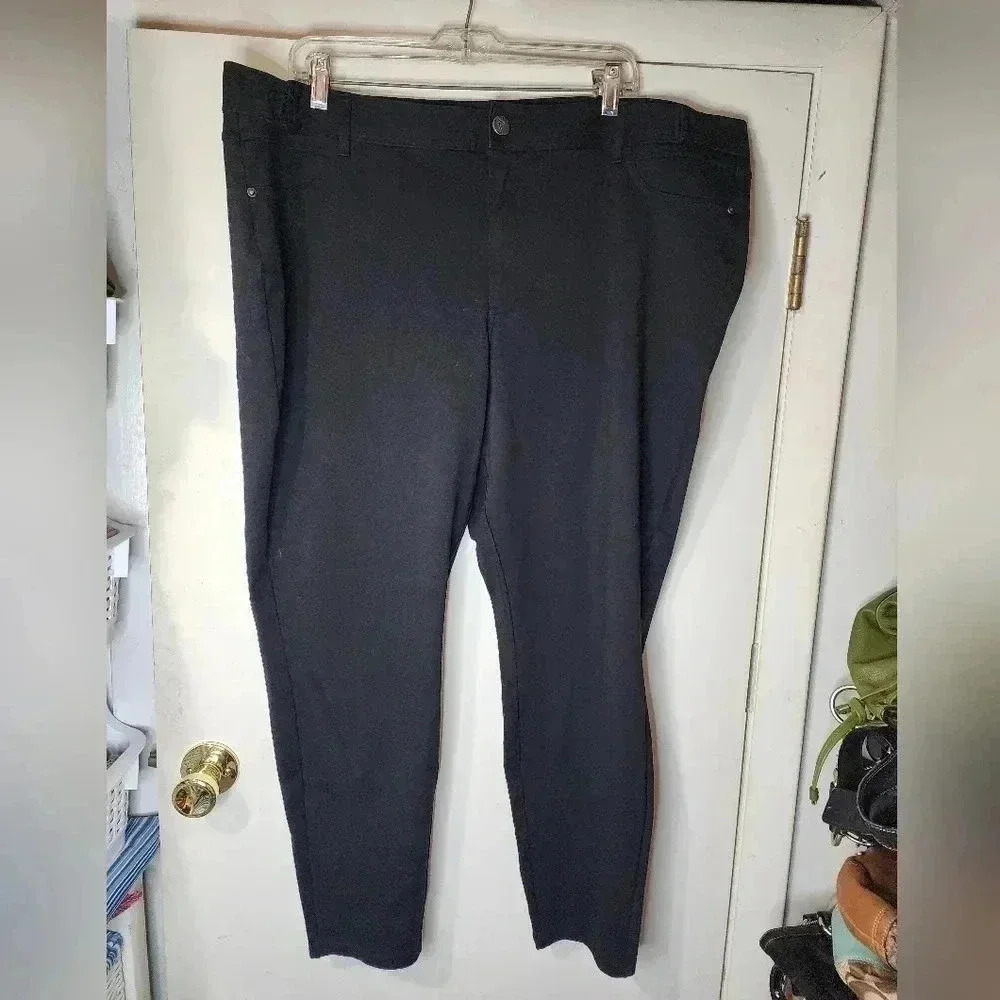 Simply Vera Wang Black Ponte Black Pants Plus Size 2X Short